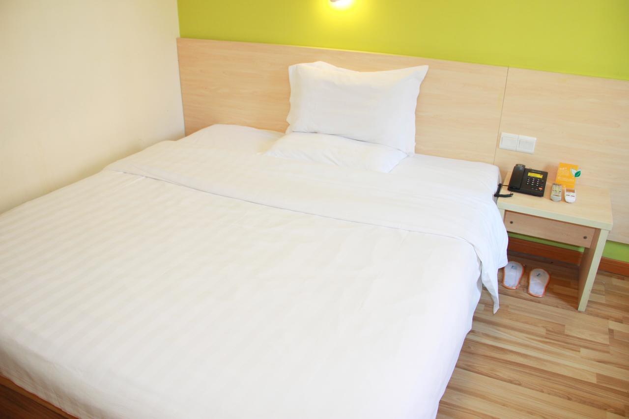 7Days Inn Huludao Xingcheng Hot Spring Street Buitenkant foto