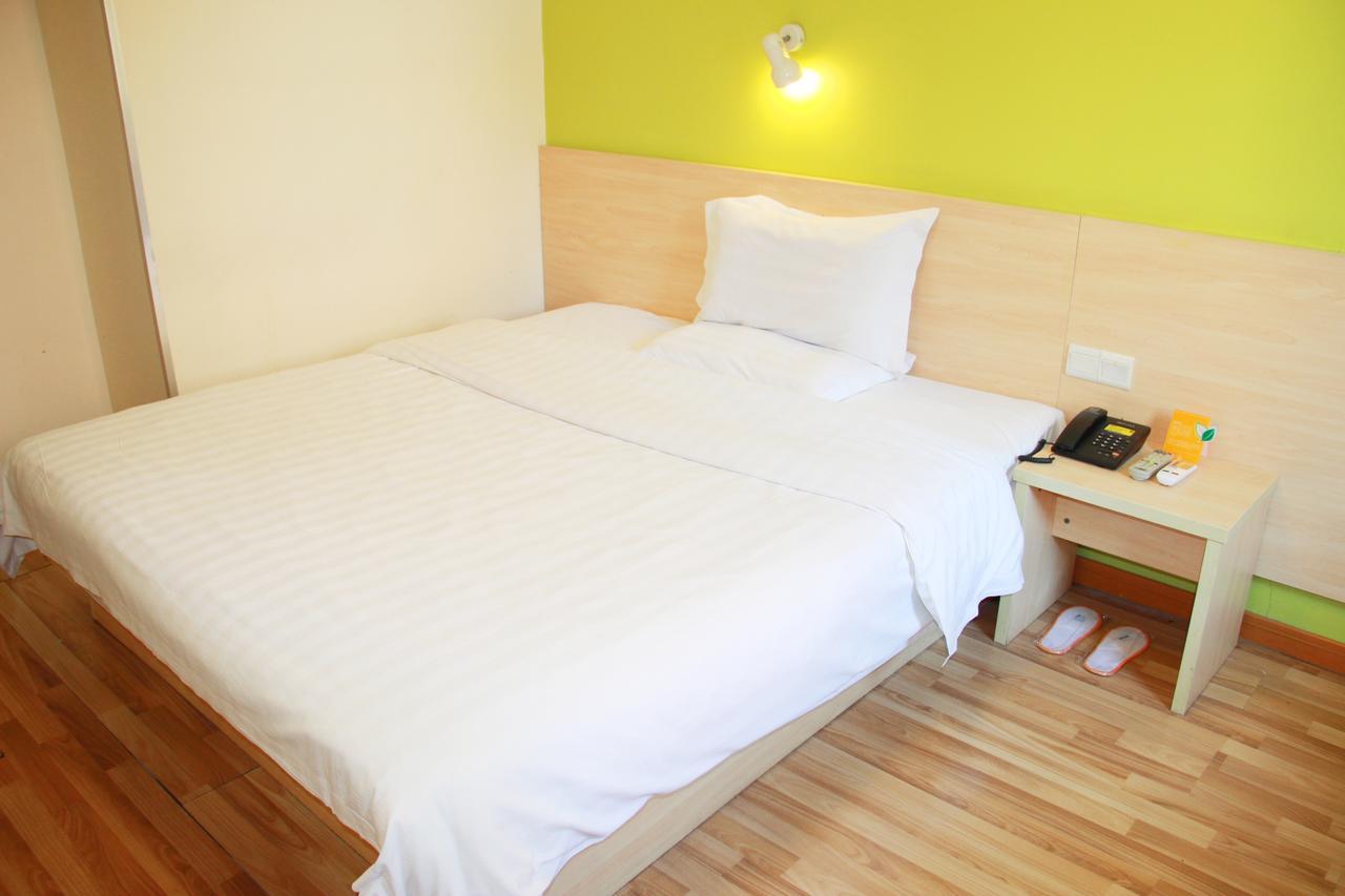 7Days Inn Huludao Xingcheng Hot Spring Street Buitenkant foto