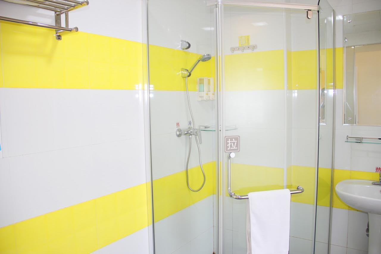 7Days Inn Huludao Xingcheng Hot Spring Street Buitenkant foto