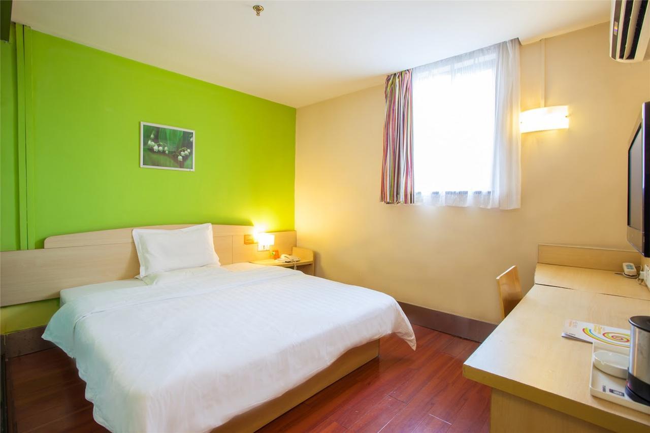 7Days Inn Huludao Xingcheng Hot Spring Street Buitenkant foto