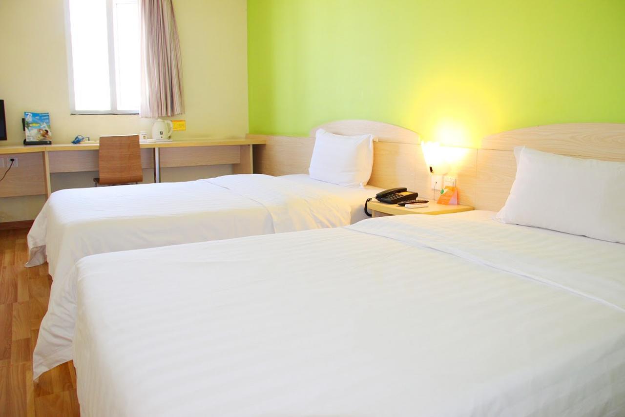 7Days Inn Huludao Xingcheng Hot Spring Street Buitenkant foto